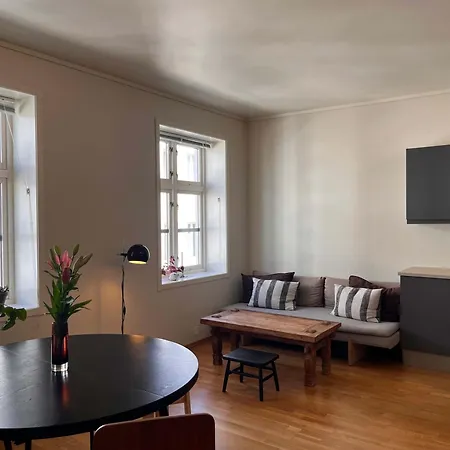 Centre - Modern 2br Апартаменты