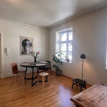 Centre - Modern 2br Берген